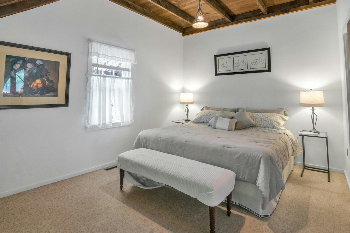 Quaker barn loft - Photo 11