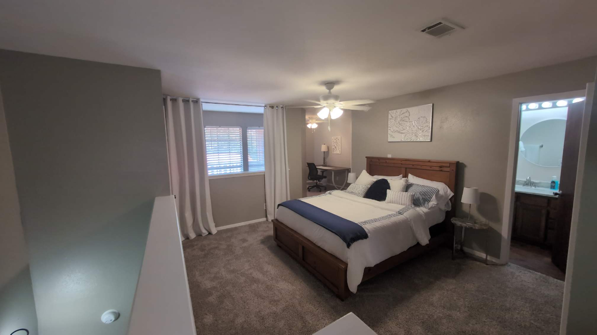 Entire Condo with Private Garage & Office Near Texas A&M University - Photo 6