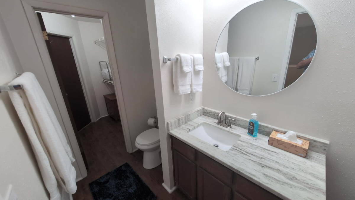 Entire Condo with Private Garage & Office Near Texas A&M University - Photo 9
