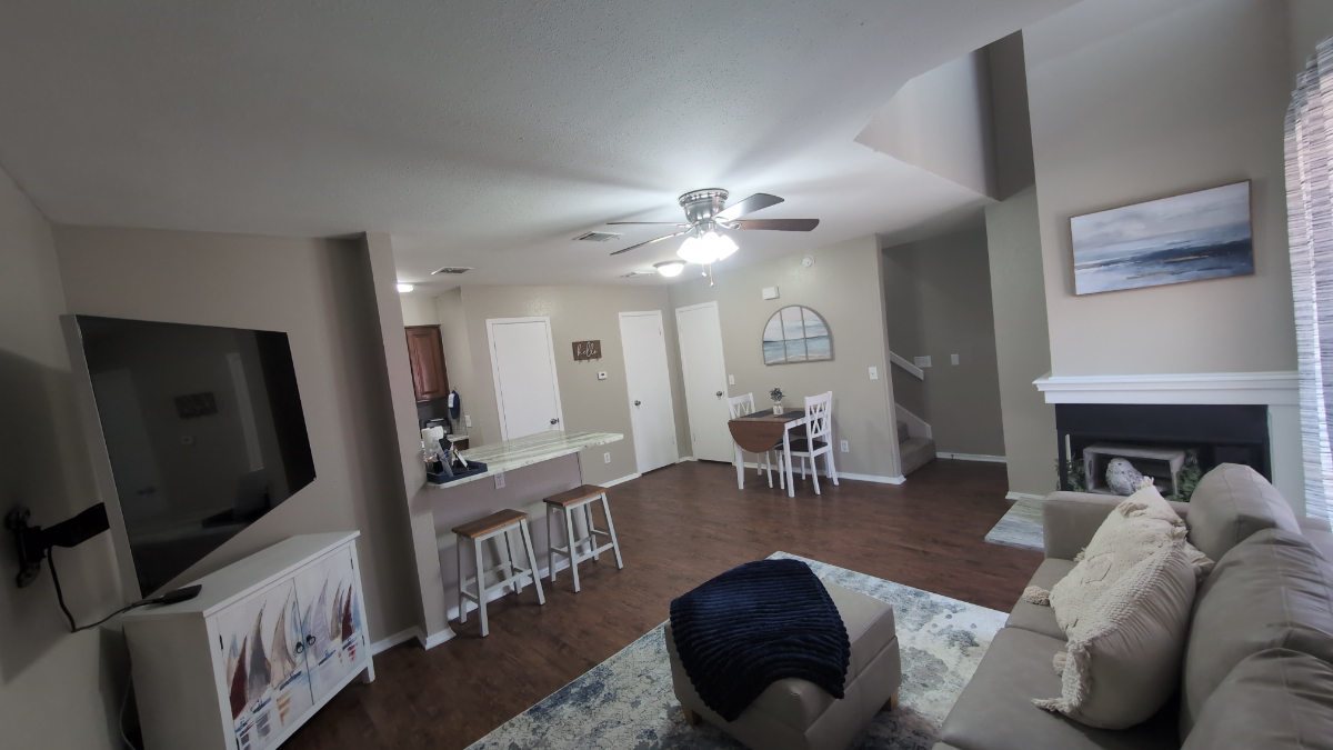 Entire Condo with Private Garage & Office Near Texas A&M University - Photo 3