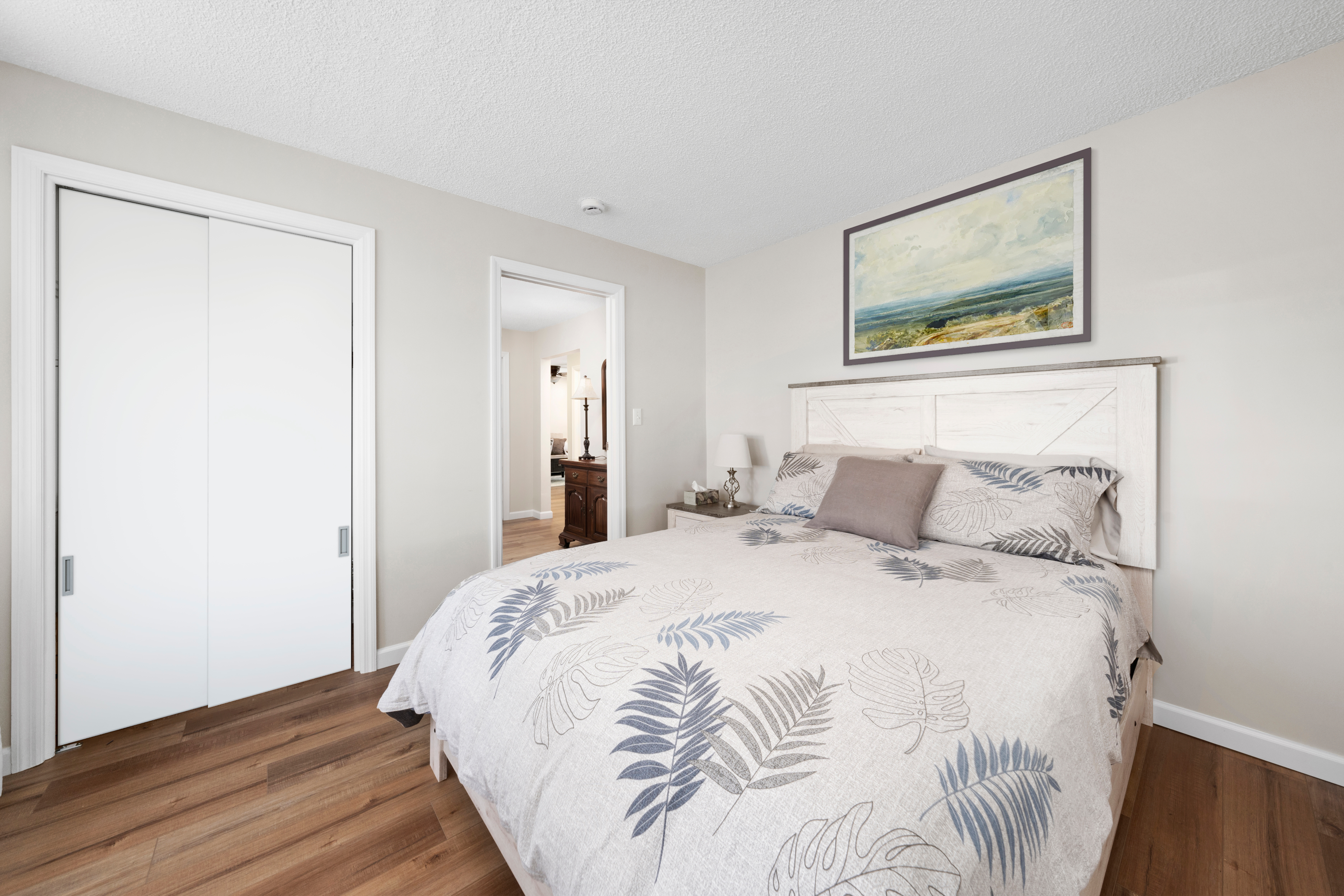 Bright First-Floor 2BR/1.5BA with Deck & In-Unit Laundry - North Massapequa - Photo 8