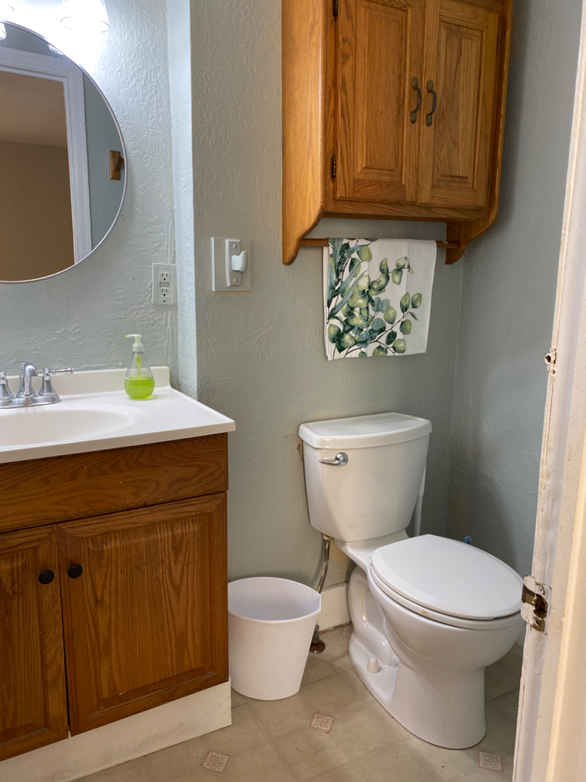 Entire Small Home in Fayetteville - Photo 6