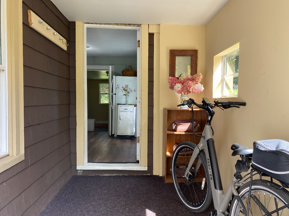 Entire Small Home in Fayetteville - Photo 10