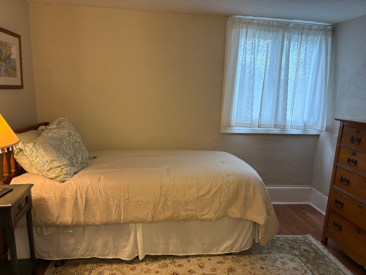 Entire Small Home in Fayetteville - Photo 3