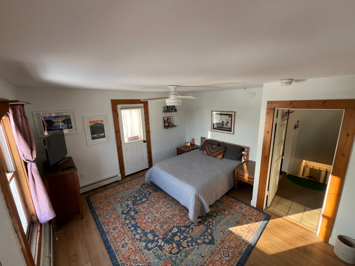 2BR Hilltop Oasis with Camel's Hump Views - Photo 9