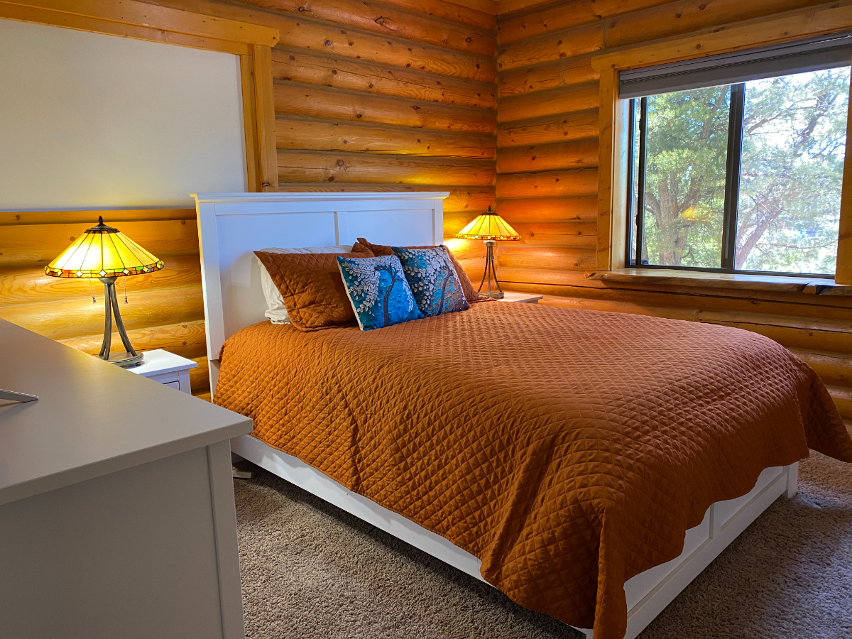 The Oakmont Cabin at Mt. Elden Lookout - Photo 12