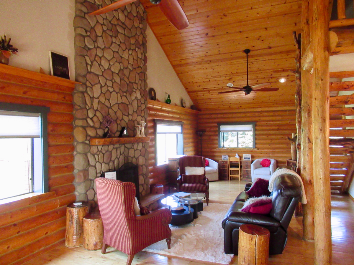 The Oakmont Cabin at Mt. Elden Lookout - Photo 3