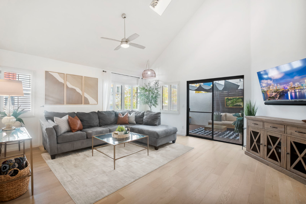 Marina Condo-Walkable to Gaslamp - Photo 1