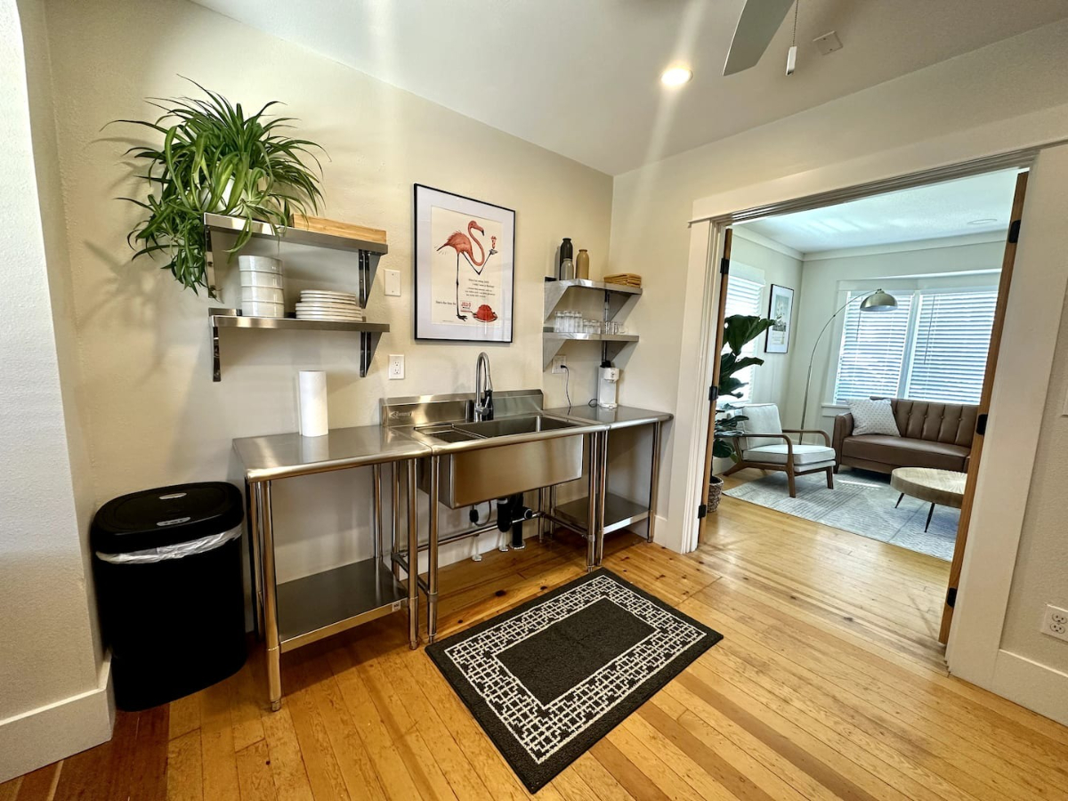 Move-in-Ready charming Old Mill home. Prime Location 1BR Apt - Photo 4