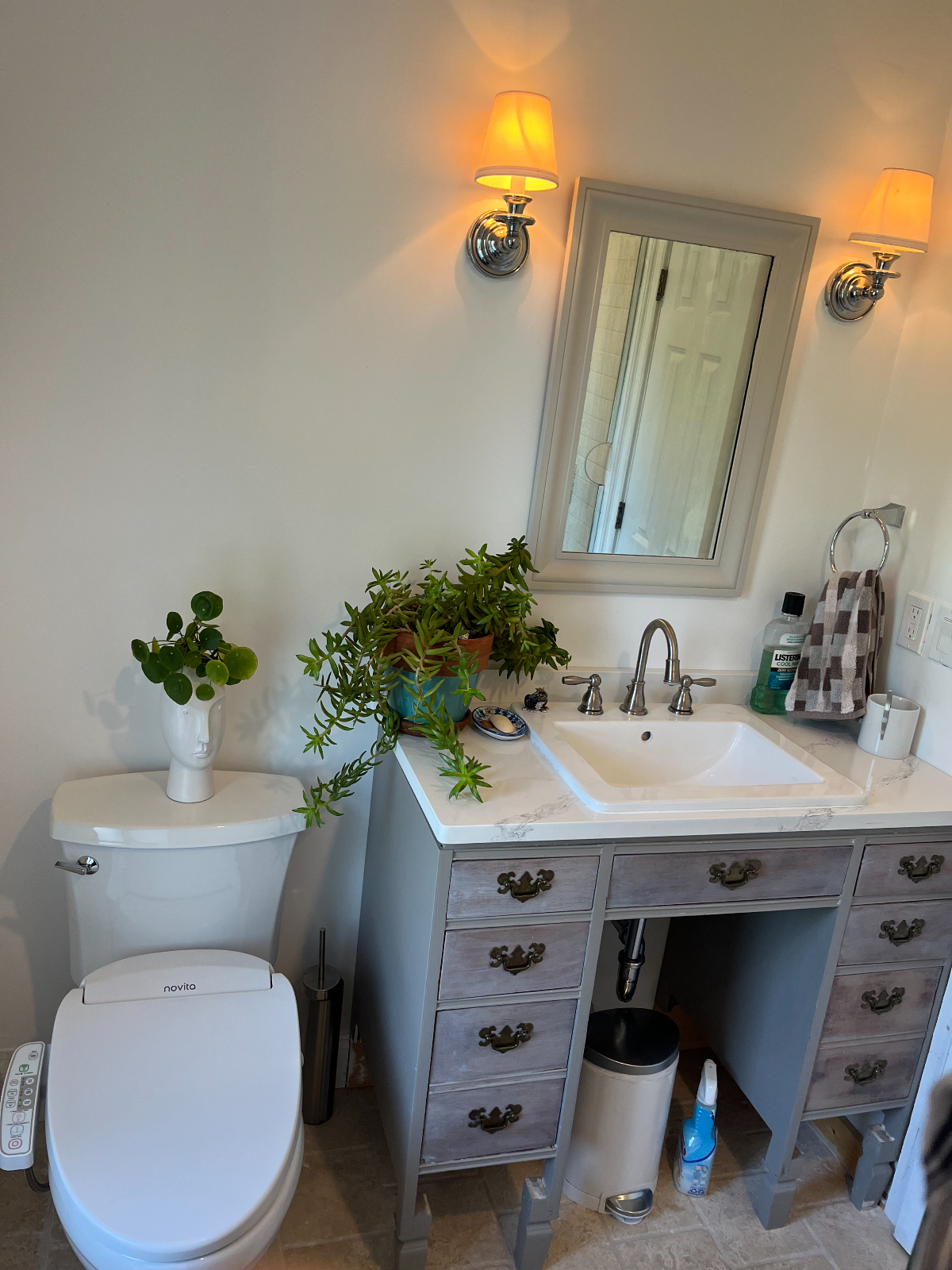 Beautiful Private Room With Private Bathroom In Newly Renovated Home, Walking Distance From White Pl - Photo 6