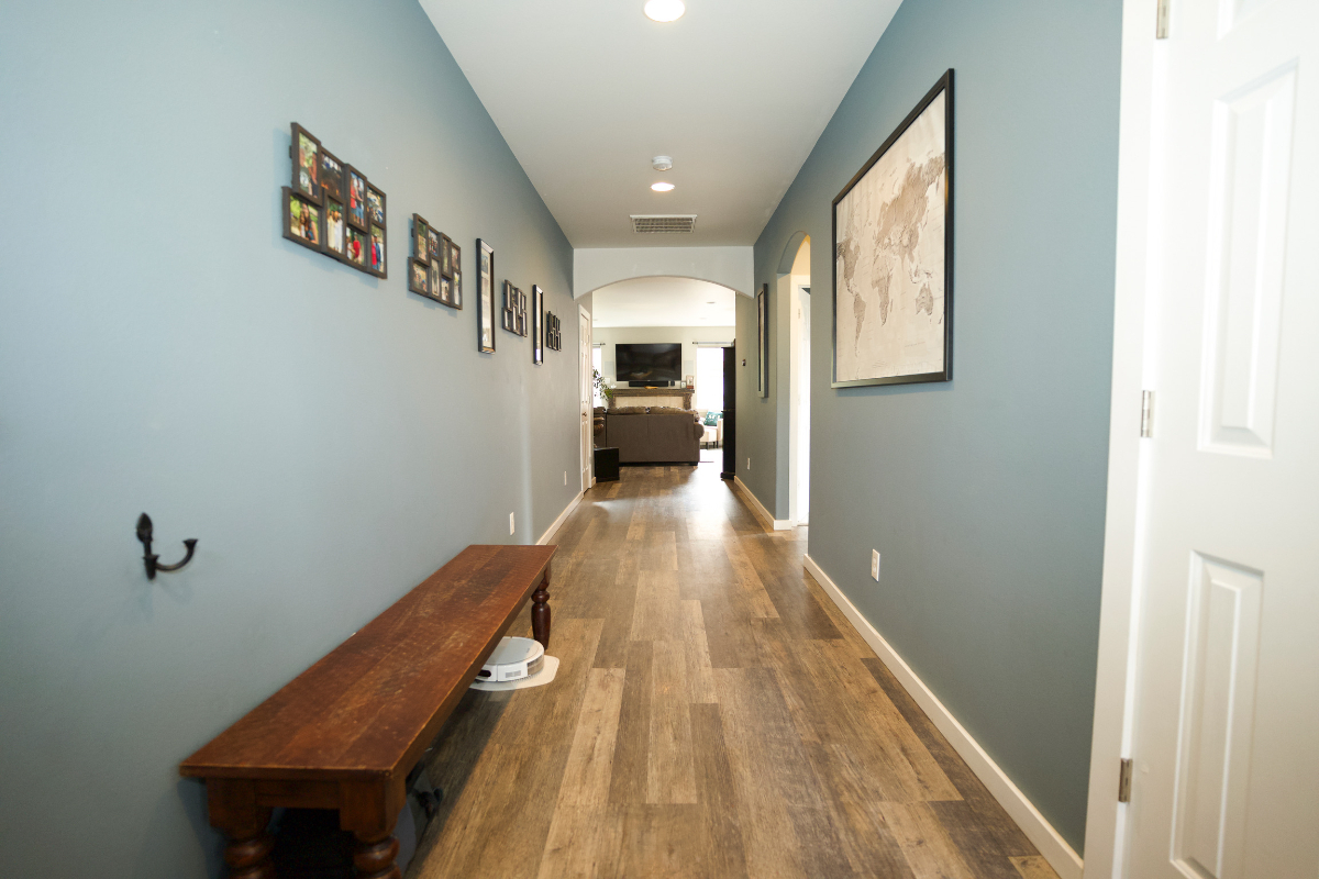 Near Old Mill with dedicated workspace and fenced yard - Photo 2
