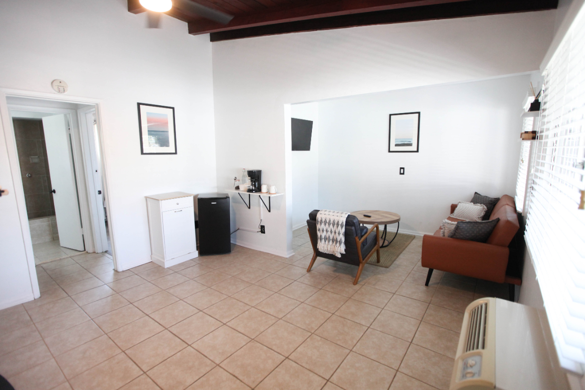 West Coast Surf and Stay - Photo 3