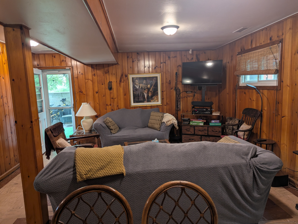 Sag Harbor 2 bedroom 1 bath - Photo 4