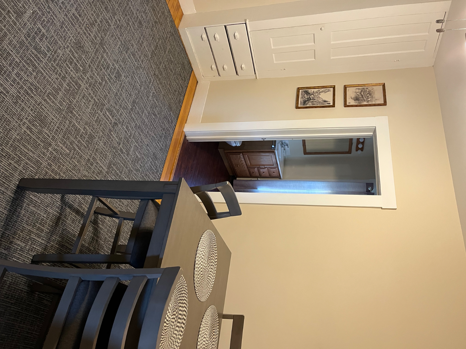 2 Bedroom First Floor Apartment - Photo 5
