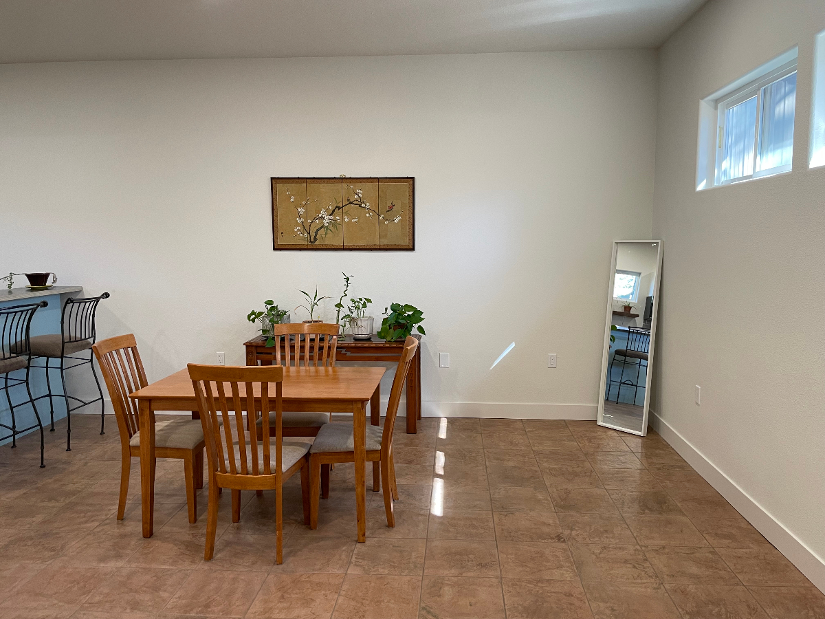 SW BEND Fully Private 1,200 SF Standalone Cottage in Near River, Old Mill & St. Charles Medical - Photo 5