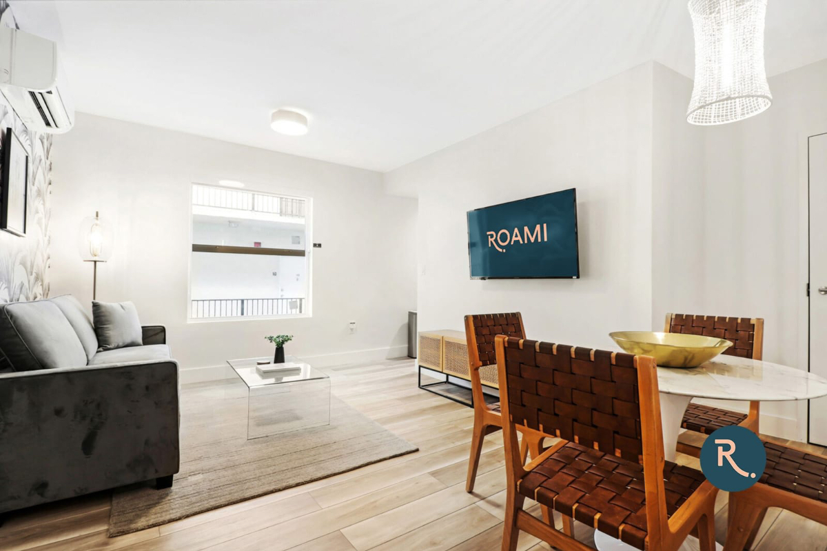 CozySuites Roami at The Carmela - 1 Bedroom - Photo 8