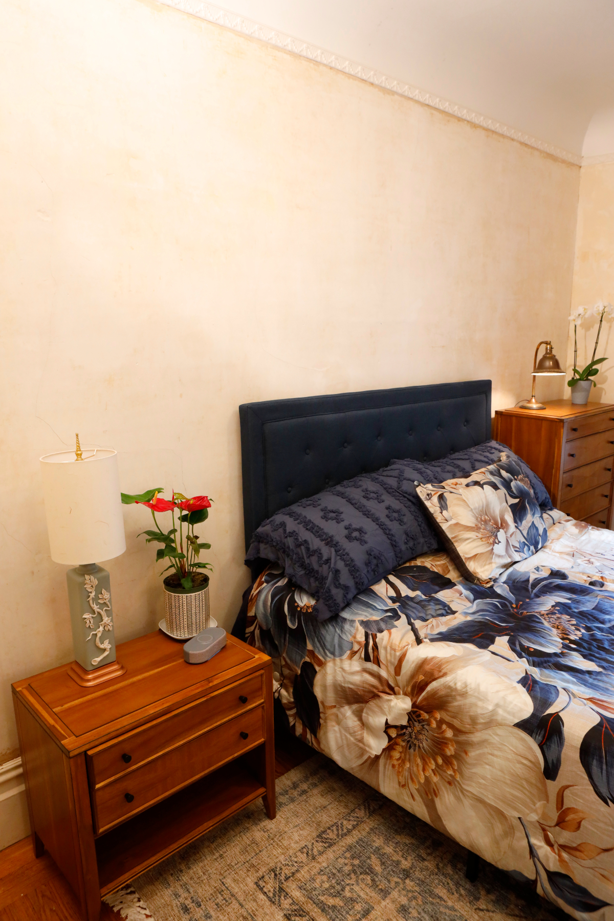 Spacious 1-bedroom Noe Valley flat with garden view, close to CPMC, UCSF, & Kaiser - Photo 6