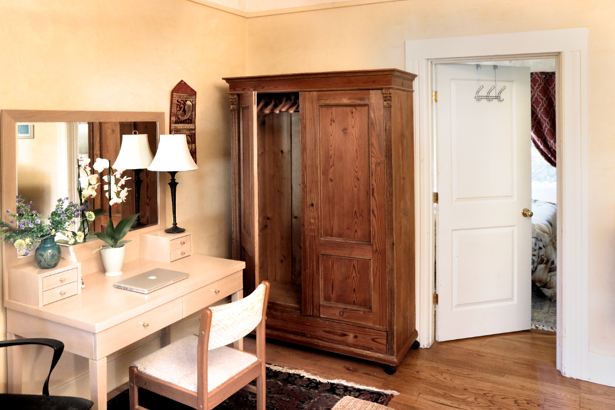 Spacious 1-bedroom Noe Valley flat with garden view, close to CPMC, UCSF, & Kaiser - Photo 5