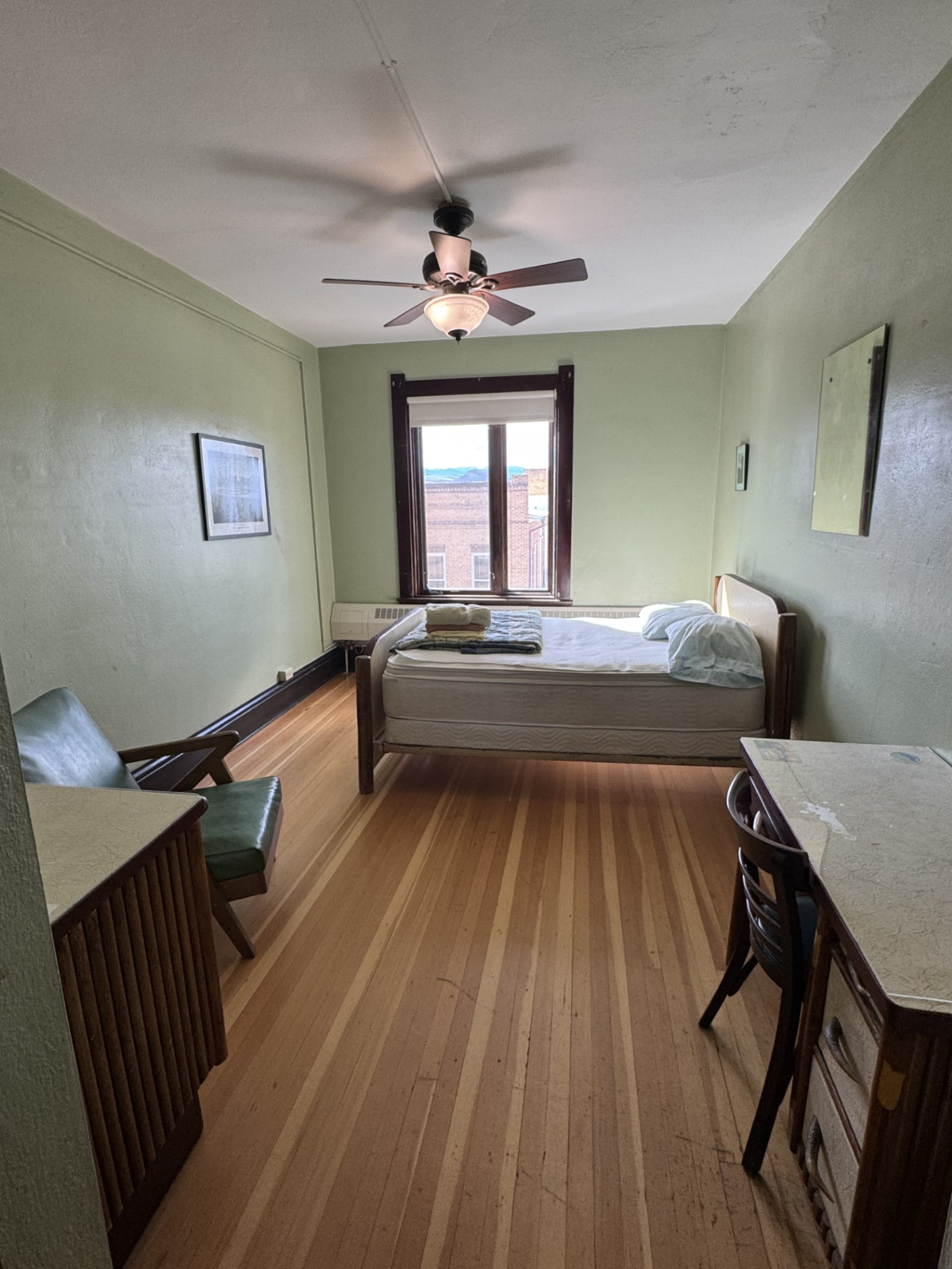 Noble Hotel - Photo 2