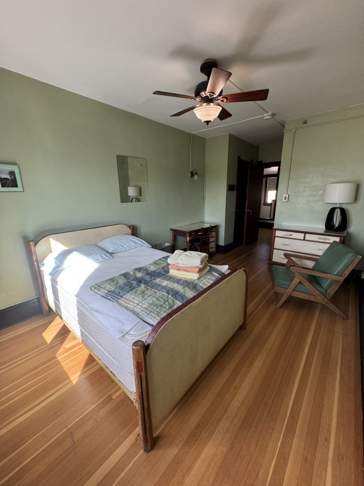 Noble Hotel - Photo 3