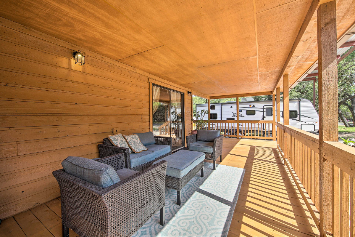 Canyon Springs Villa - Photo 11