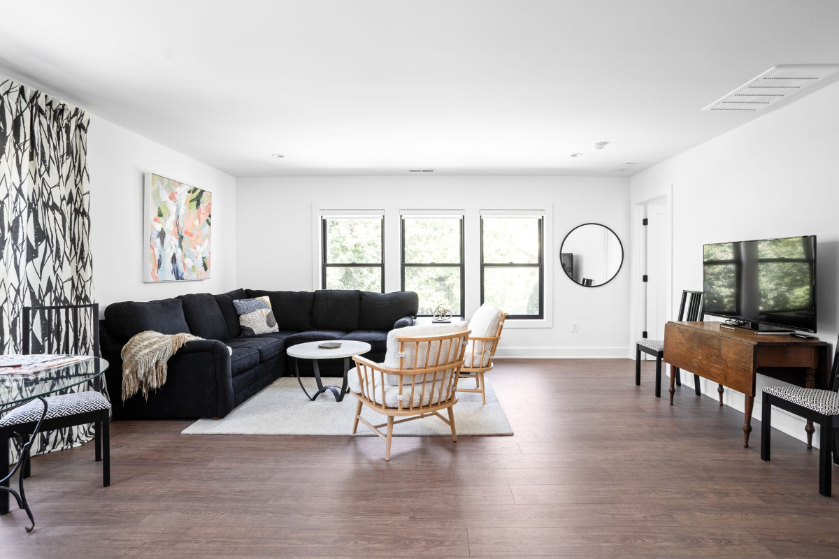 New Downtown Carriage House in Lockerbie Neighborhood