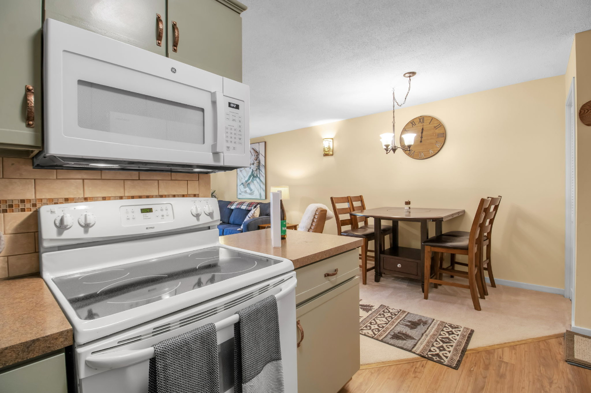 SnowPine Village Condo - Photo 6