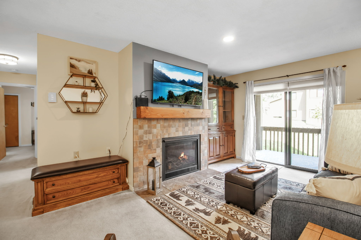 SnowPine Village Condo - Photo 10