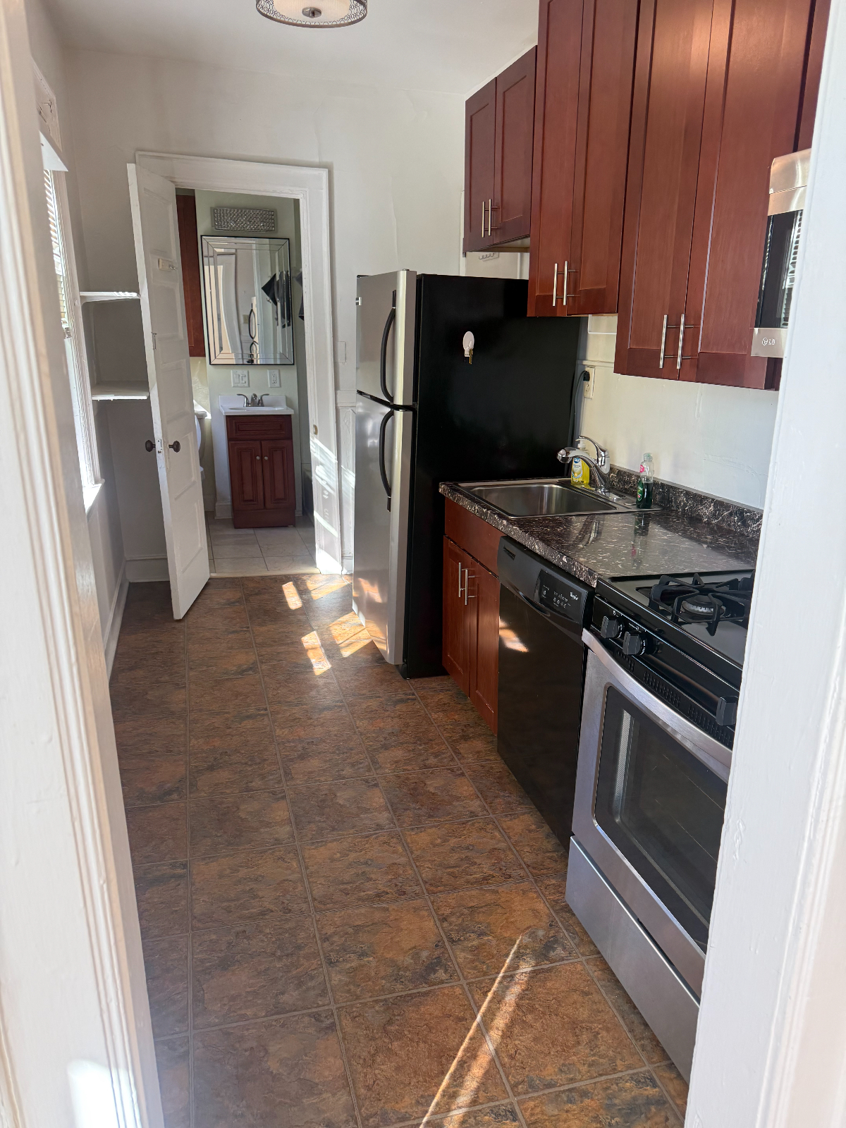 Gorgeous apartments for rent in Syracuse - Photo 4
