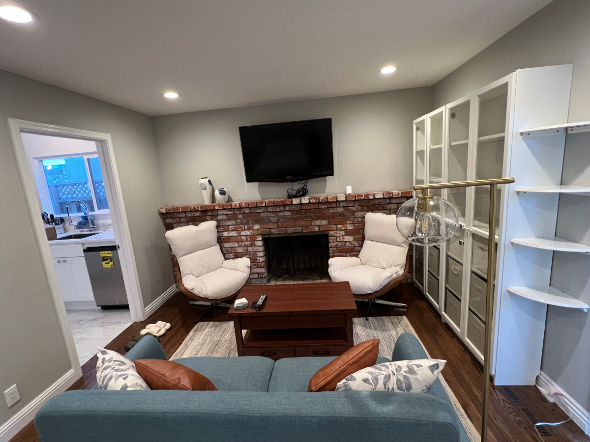 Cozy and Private - Photo 2