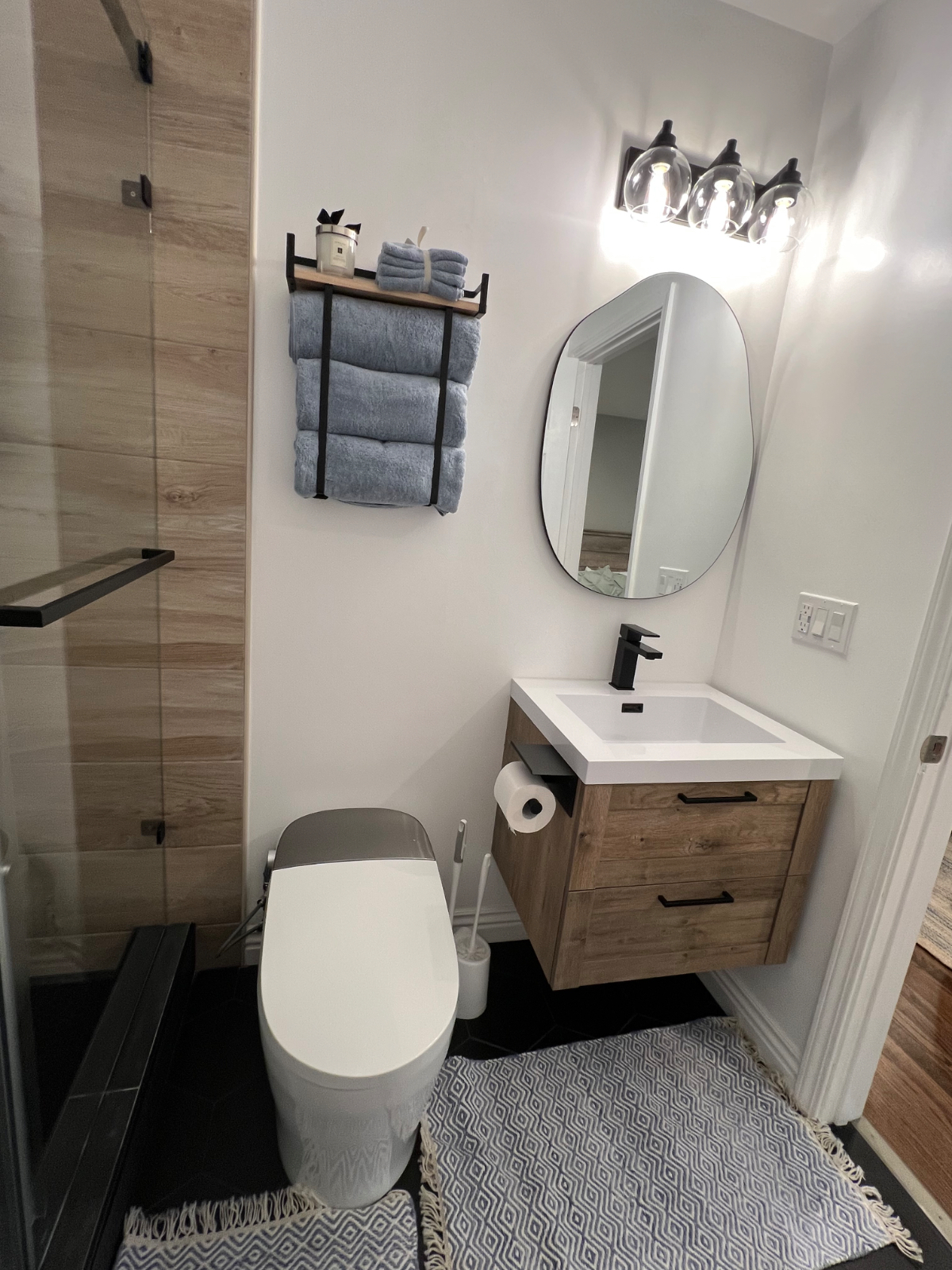 Cozy and Private - Photo 6