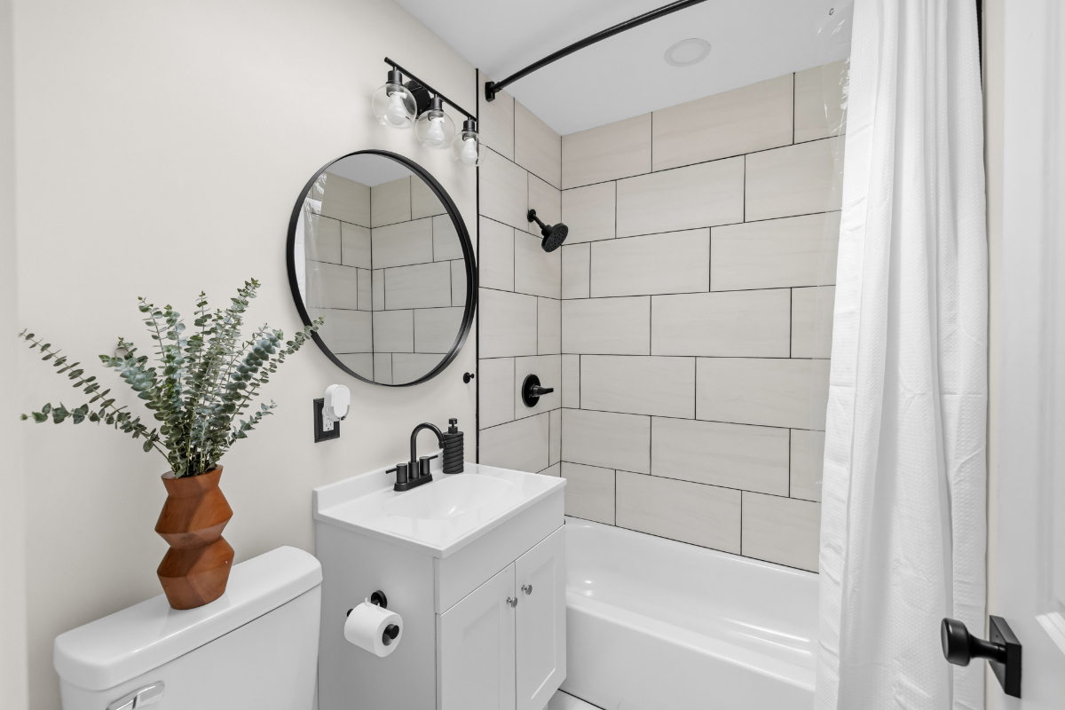 Minimalist Escape Brookland, D.C. Full House - Photo 9