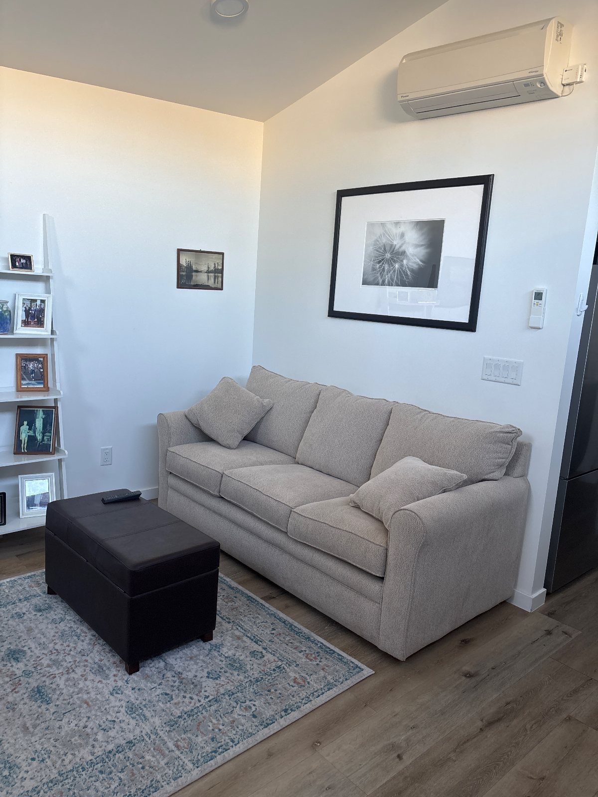 1 Br cottage for healthcare traveler - Photo 3