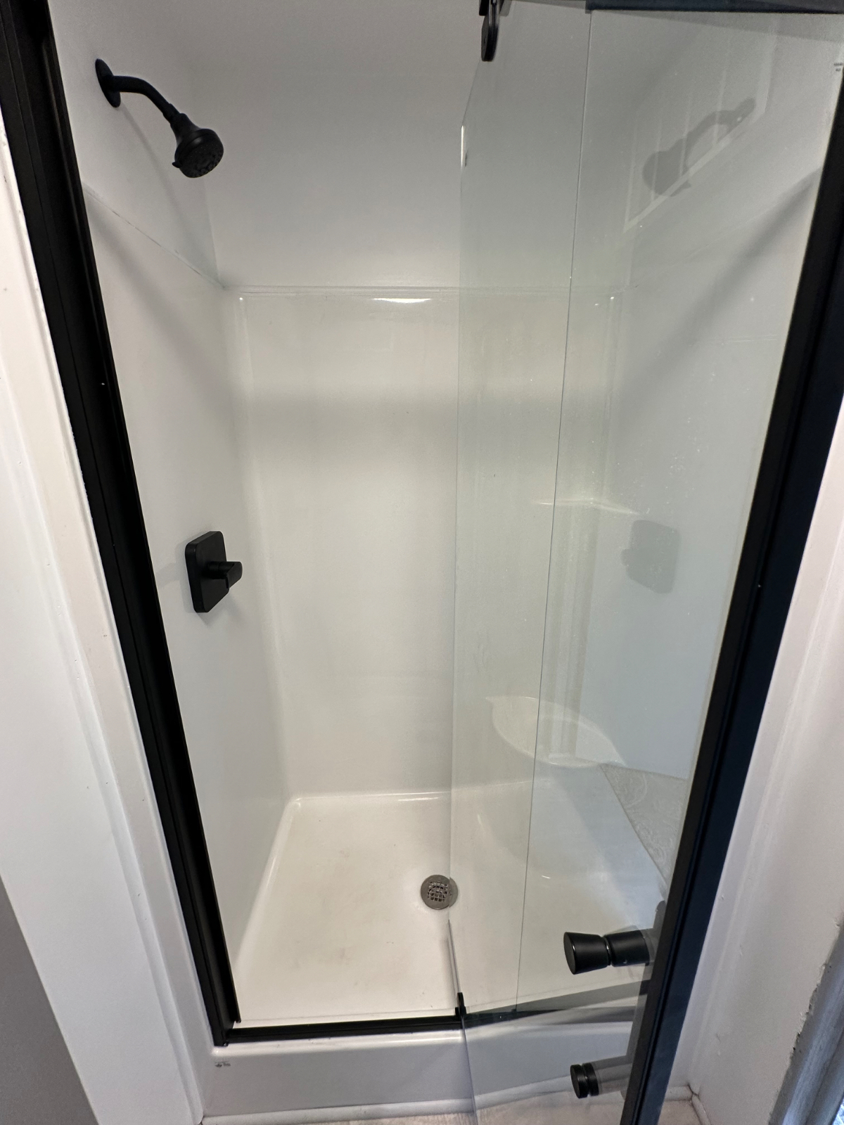 Creekside view tiny house - Photo 3