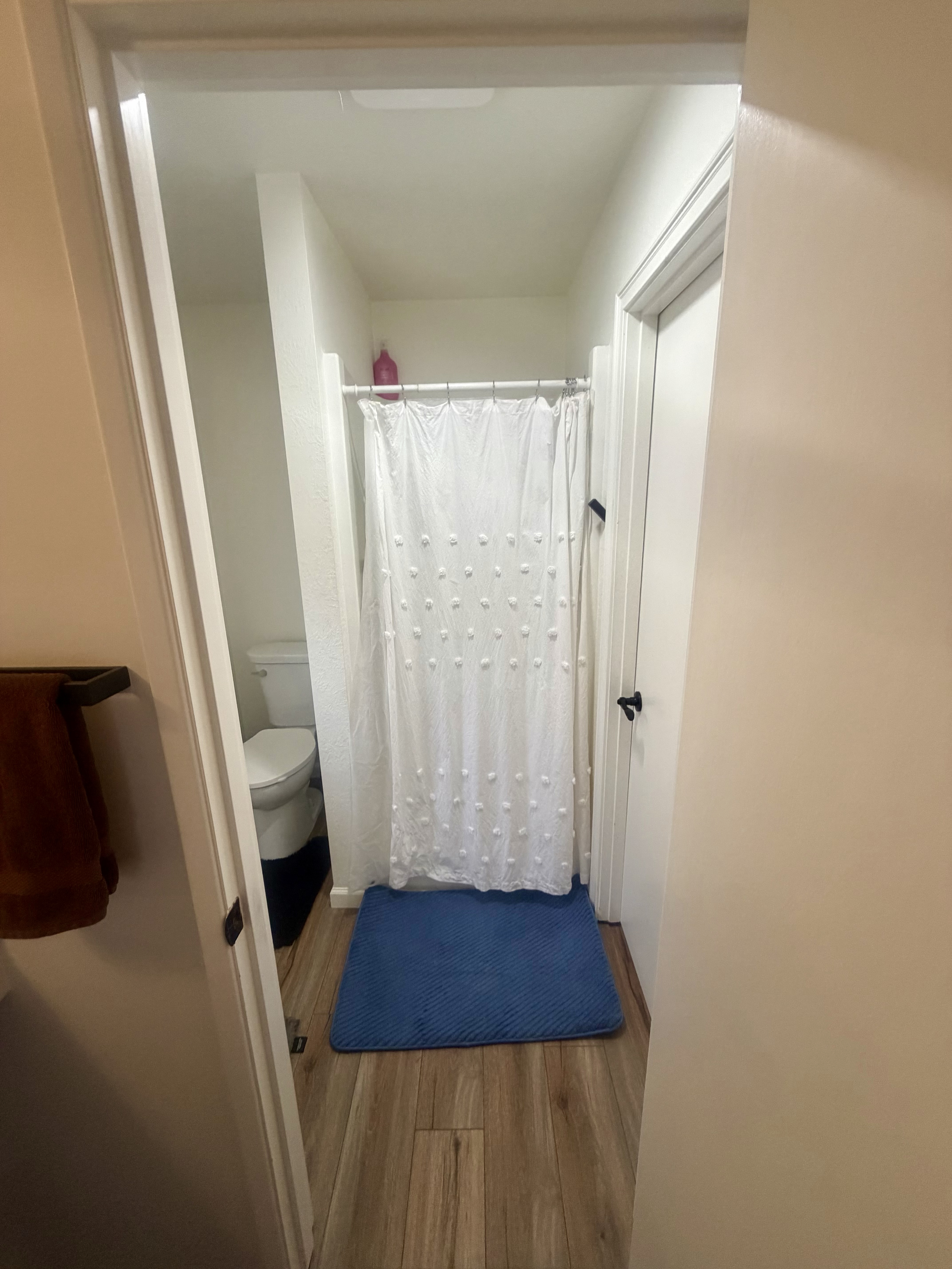 Private Single Bedroom Apartment Get A Way in the Woods- Exceptional Location Close to Hospitals - Photo 6