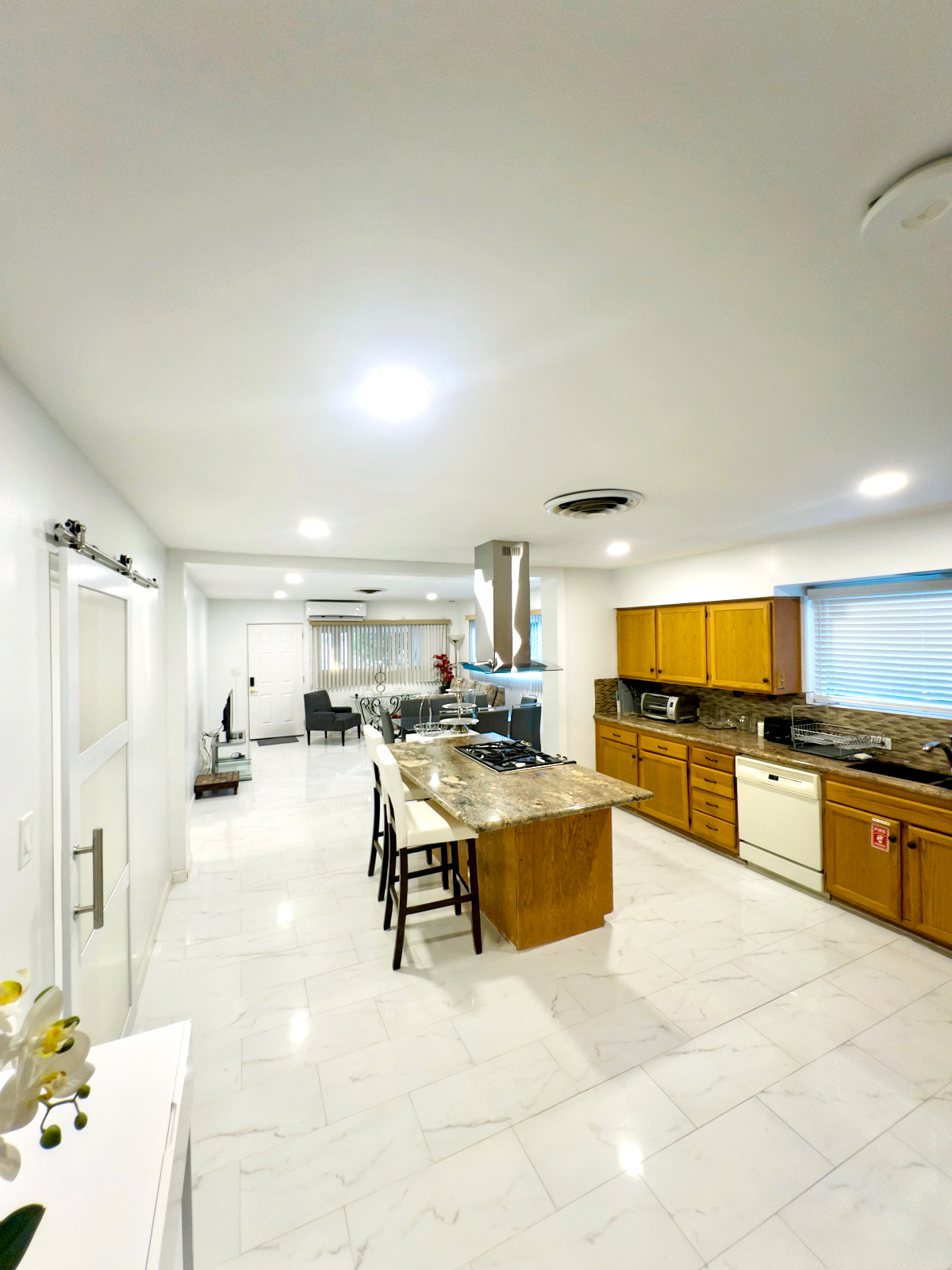 Central Tucson 4 Bedroom 2 Bathroom Home For Rent - Photo 5
