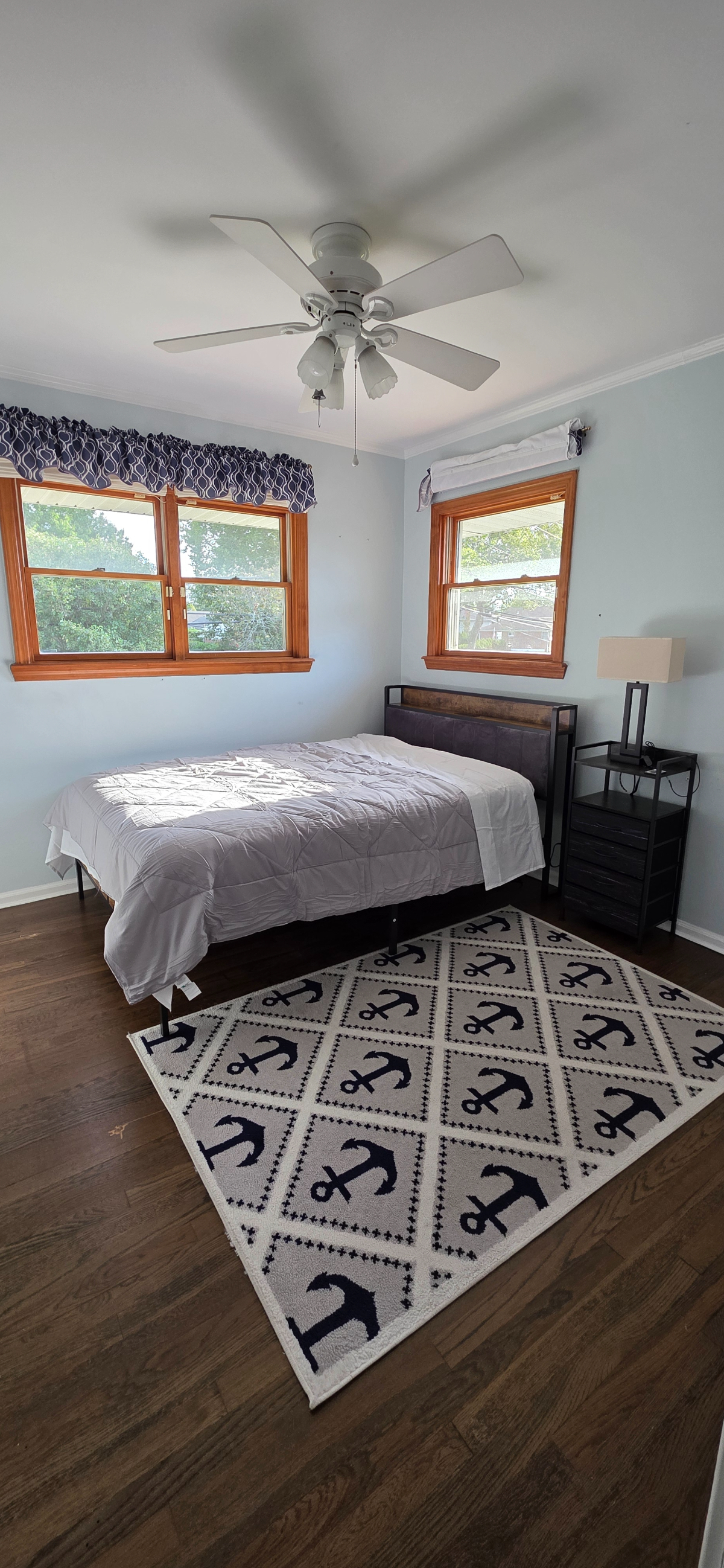 Large room for rent steps from Adelphi close to Al - Photo 6