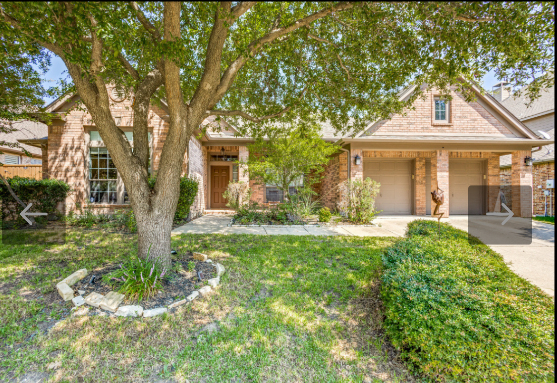 House with  4 rooms 3 whole bathrooms, outside jacuzzi and pool community, walking distance elementa - Photo 10