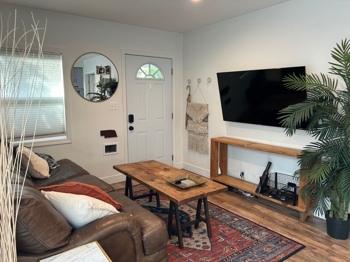 Tastefully remodeled home by DTLA & USC KECK - Photo 4