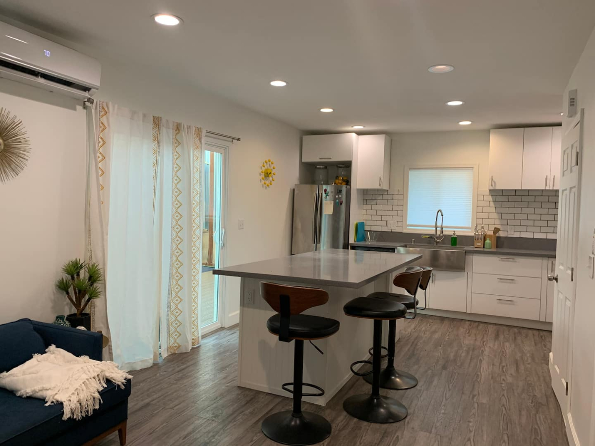 Tastefully remodeled home by DTLA & USC KECK - Photo 2