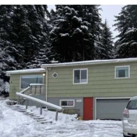 Entire home close to downtown 1 or 2 bdr options available - Photo 1