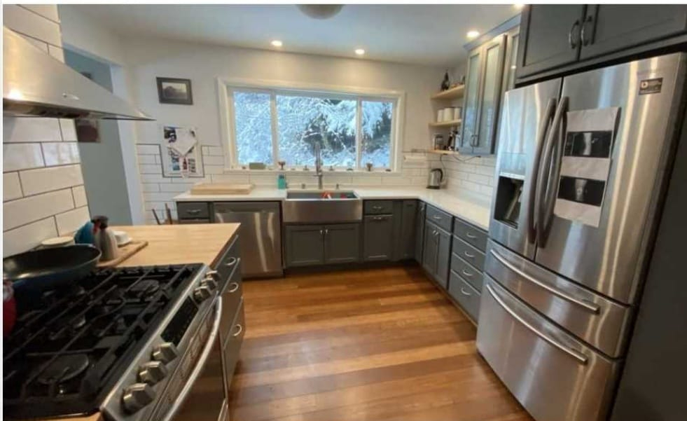 Entire home close to downtown 1 or 2 bdr options available - Photo 4