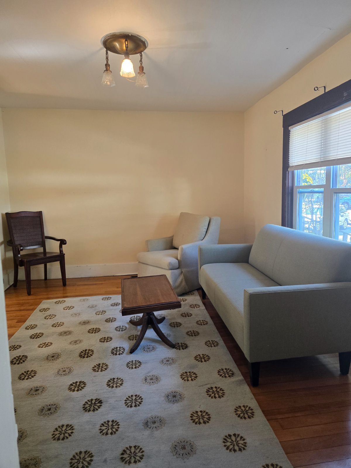 2 bdrm Historic Townhouse - Photo 5