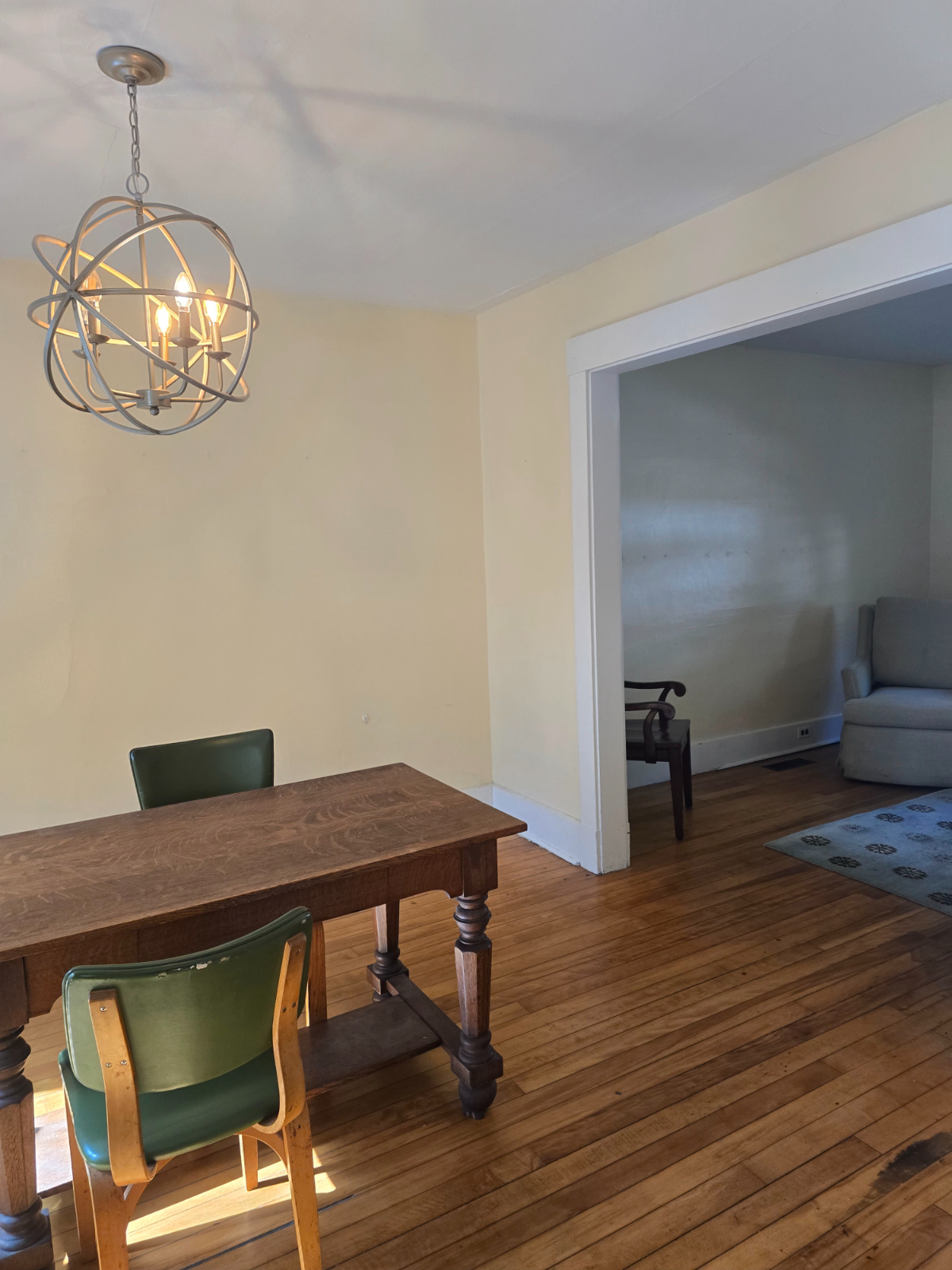 2 bdrm Historic Townhouse - Photo 8