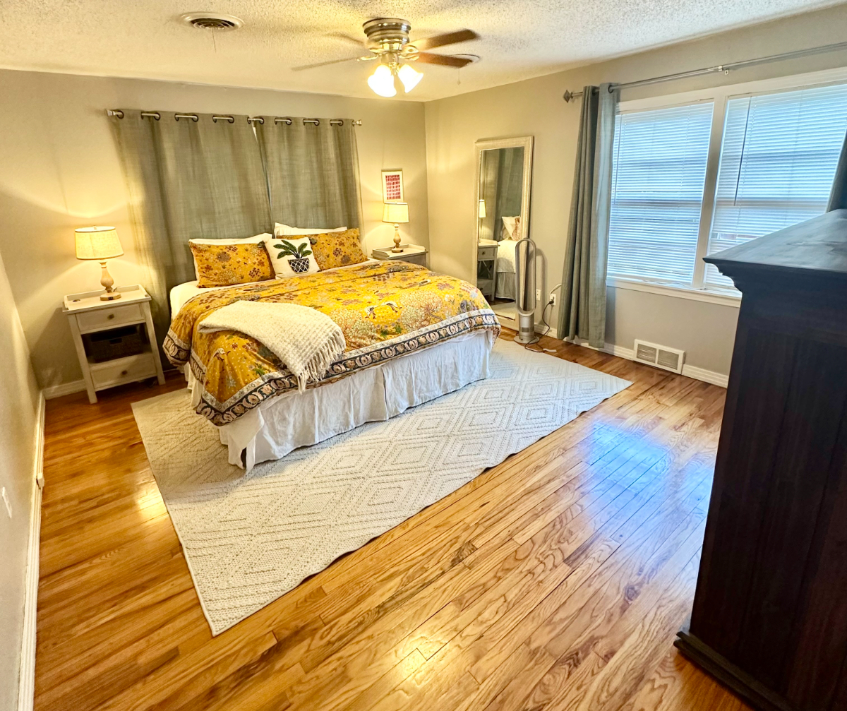 Great location in Medical District Near TTU - Photo 1