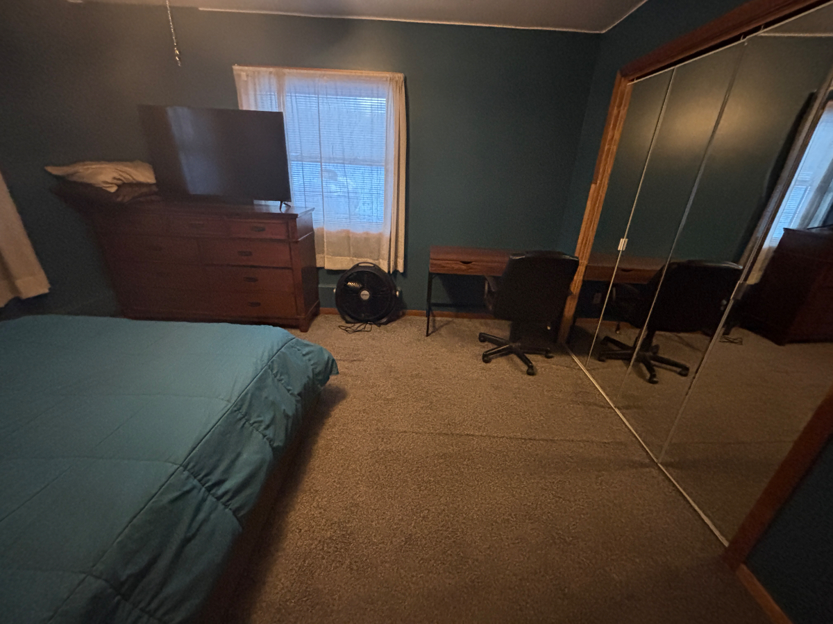 Cozy bedroom at the Relaxing Chalet - Photo 5