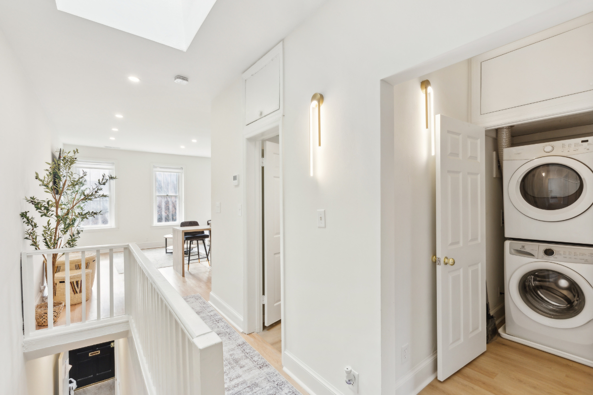 Capitol Hill Luxury 2 bed - 1 bath - Photo 4