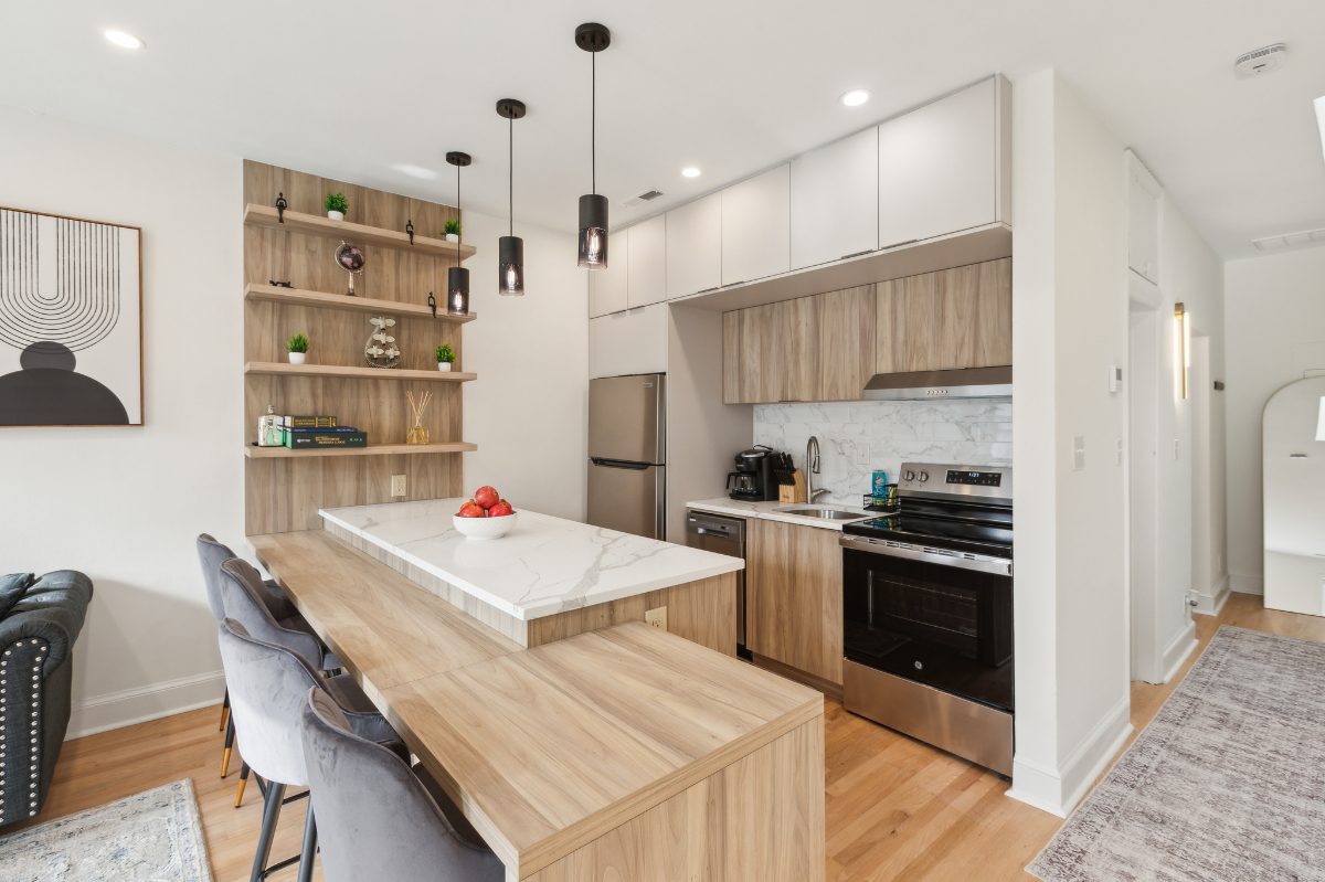 Capitol Hill Luxury 2 bed - 1 bath - Photo 6
