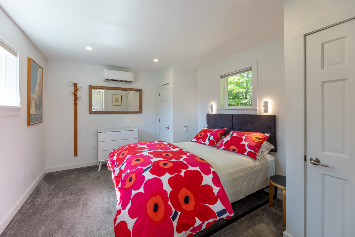 Willow House- 1 bed, 1 bath - Photo 12
