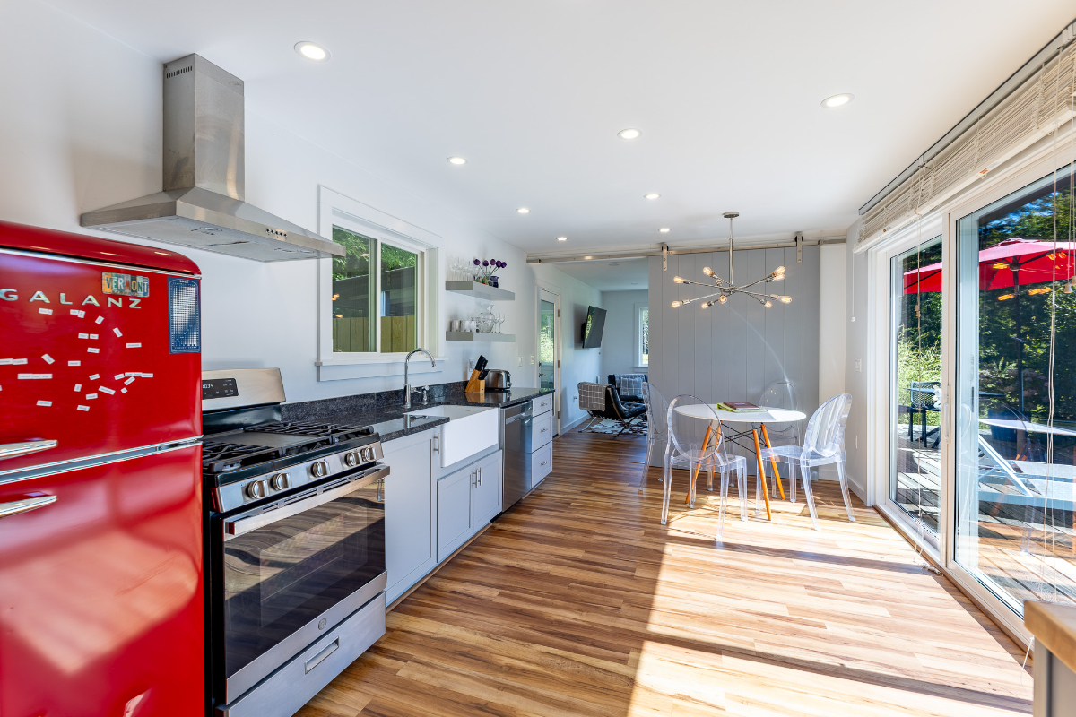 Willow House- 1 bed, 1 bath - Photo 3